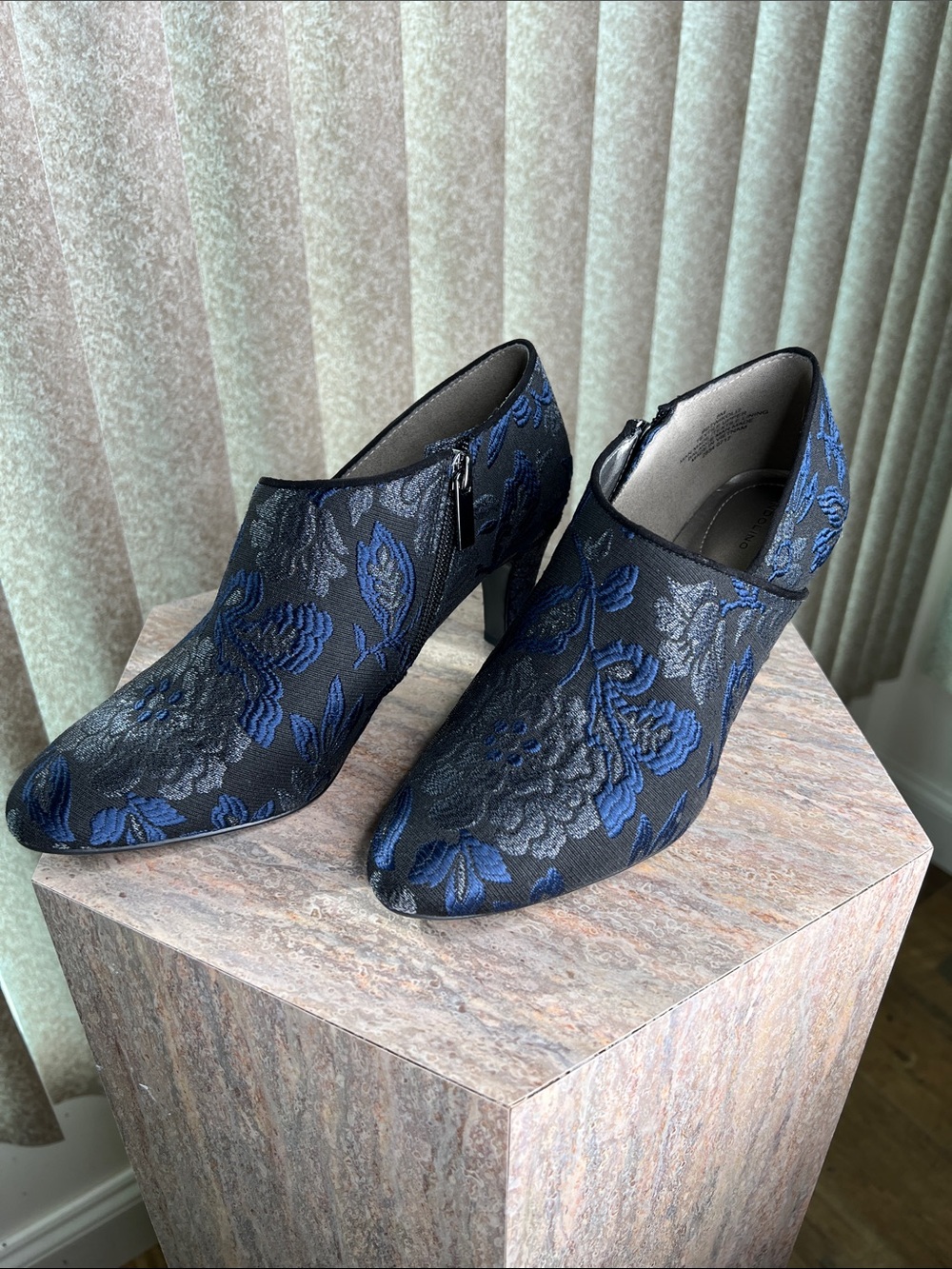 Bandolino Black and Blue Floral Jacquard Heeled Booties - Side Zip S-8M
